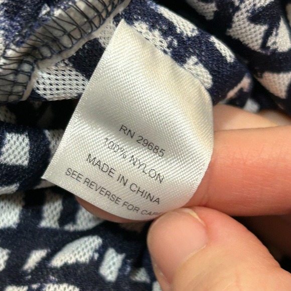 PENDLETON Size‎ XL Navy Blue White Ruched Long Sleeve Geometric Checkered Blouse - Picture 5 of 7